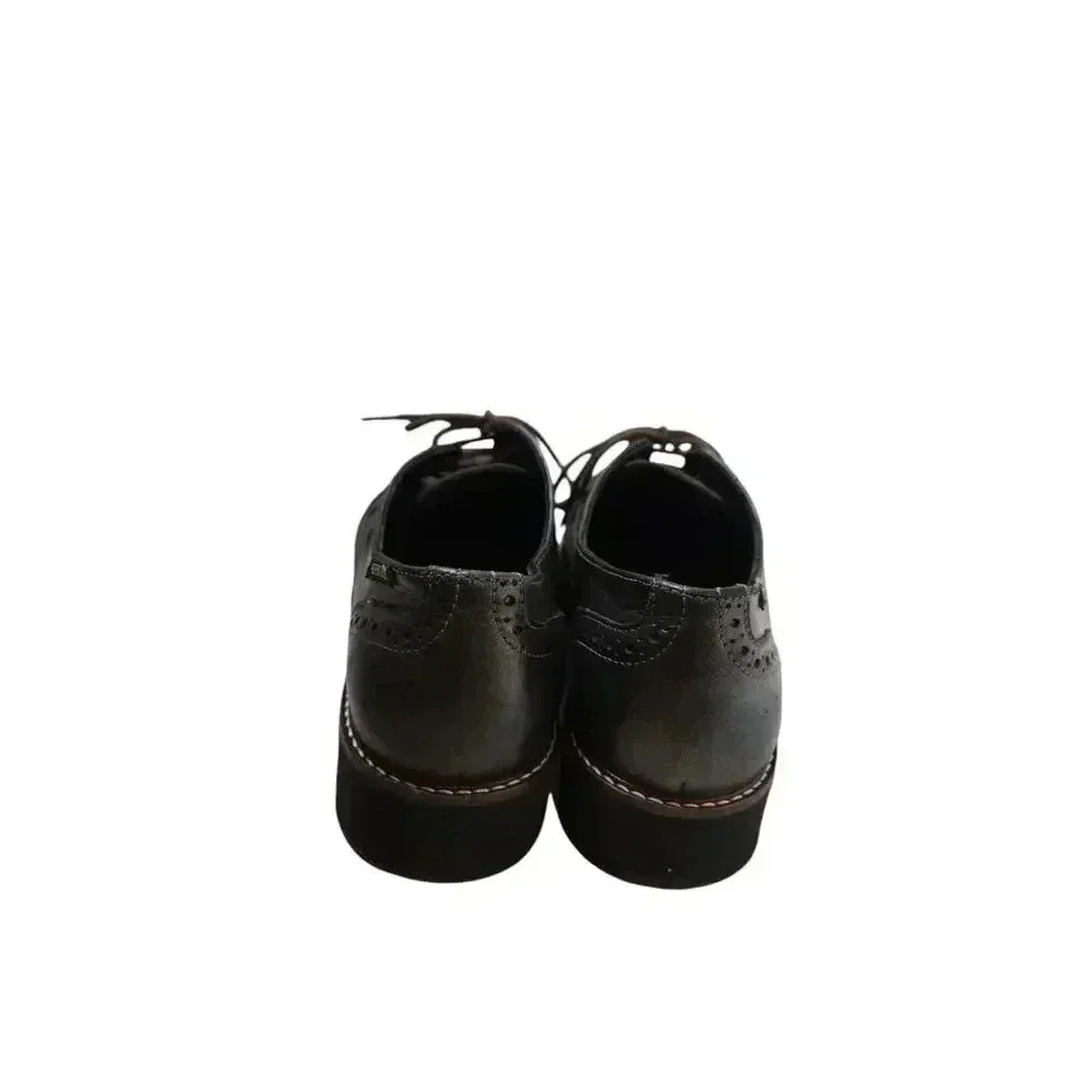 Mephisto gently used